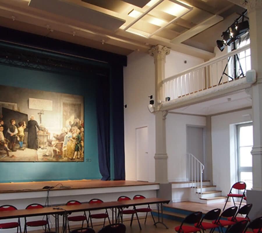 Rénovation de la Salle des fêtes, Partie 1 – Paris